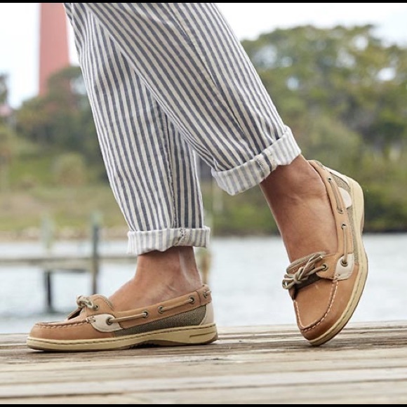 sperry boots sale womens
